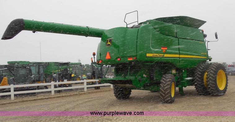 image for item F8804 2010 John Deere 9770 STS 2WD combine