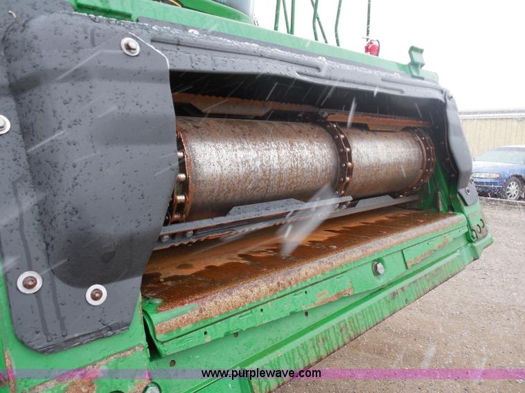 image for item F8804 2010 John Deere 9770 STS 2WD combine