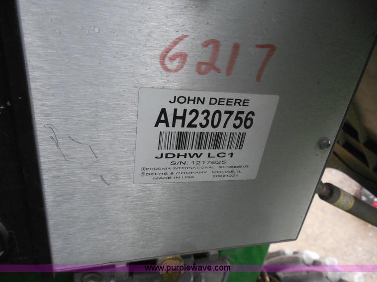 image for item F8804 2010 John Deere 9770 STS 2WD combine