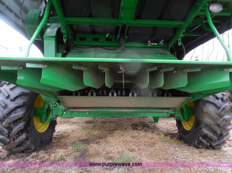 image for item F8804 2010 John Deere 9770 STS 2WD combine
