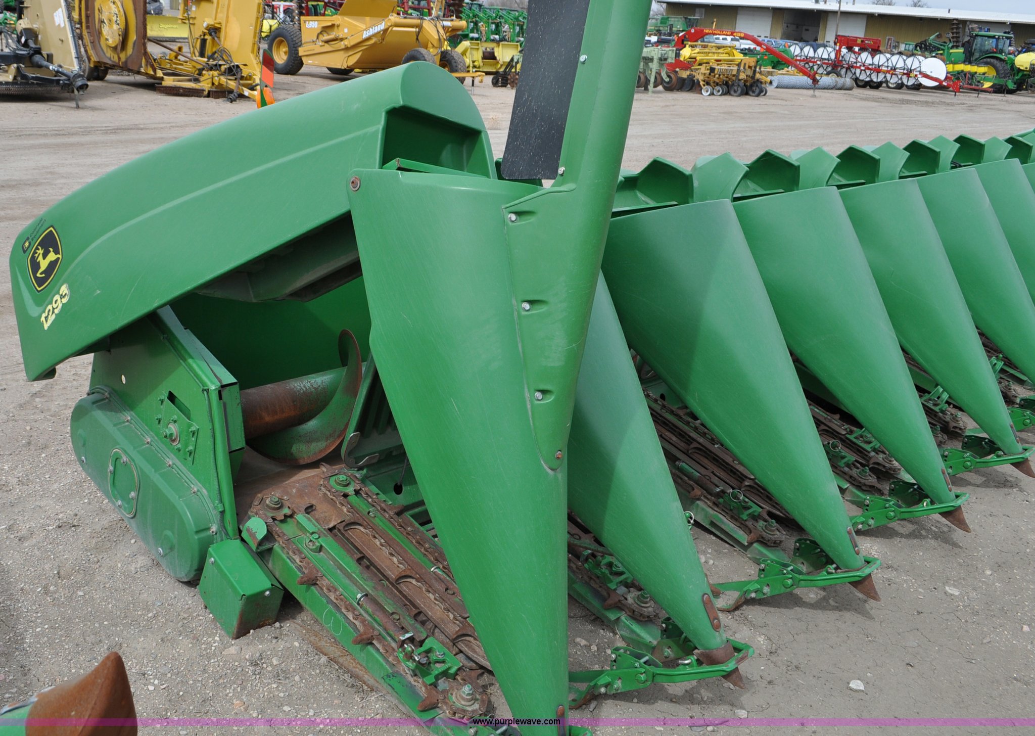 2007 John Deere 1293 corn head in Greeley, CO Item C3437 sold