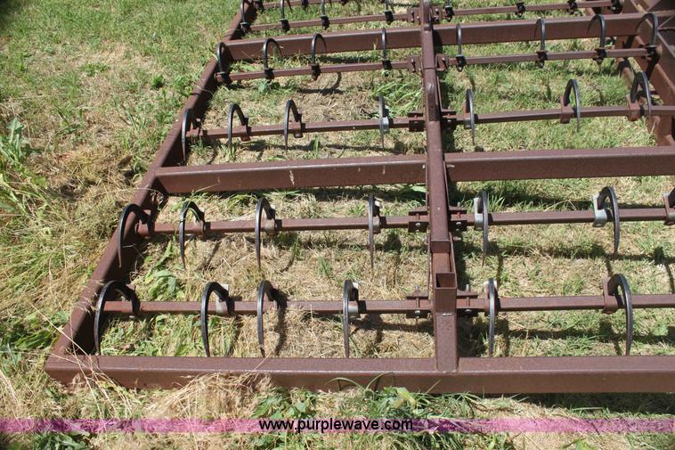 image for item AE9213 Small square bale pickup attachment