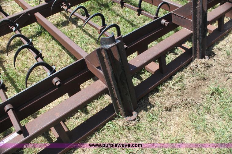 image for item AE9213 Small square bale pickup attachment