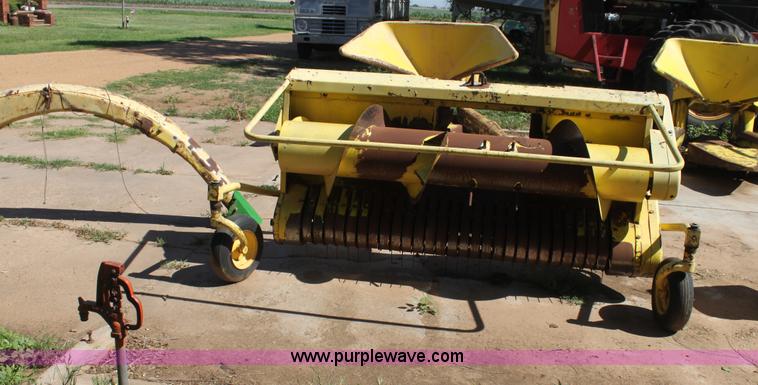 image for item AE9215 John Deere 7' grass pickup attachment