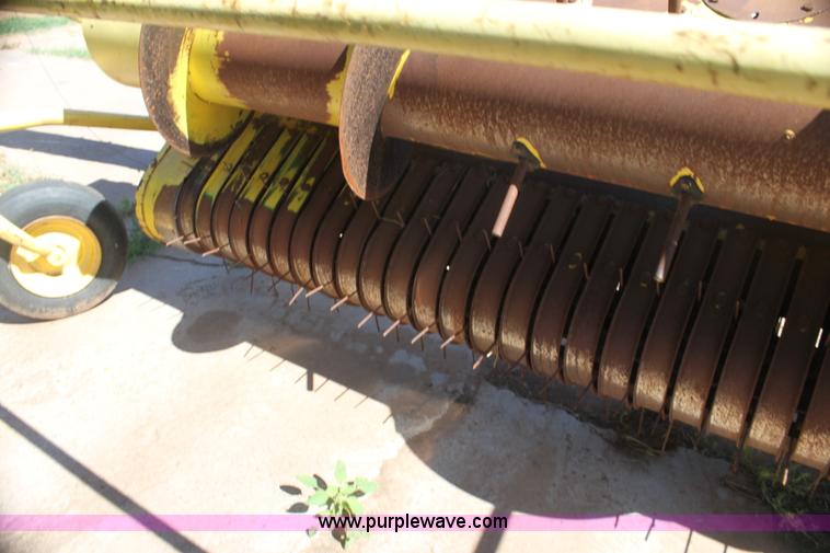 image for item AE9215 John Deere 7' grass pickup attachment