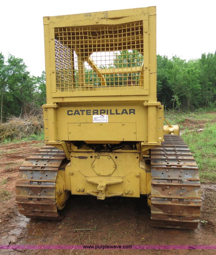 image for item B4774 1970 Caterpillar D6C dozer