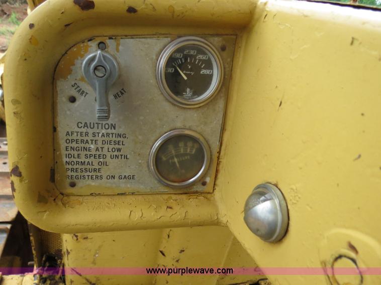 image for item B4774 1970 Caterpillar D6C dozer