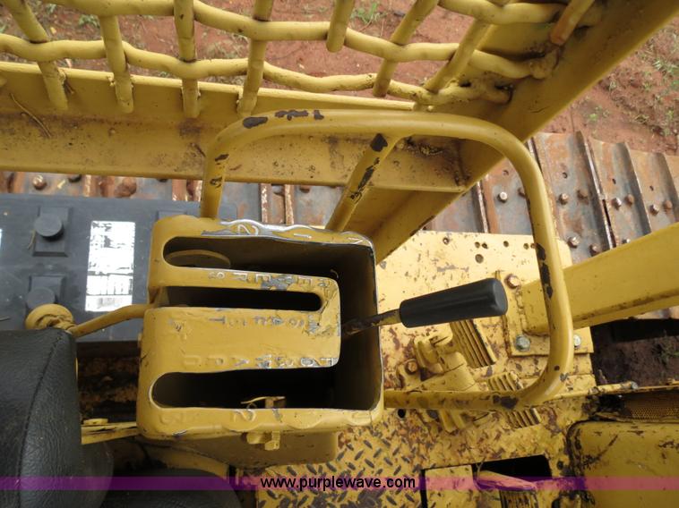 image for item B4774 1970 Caterpillar D6C dozer