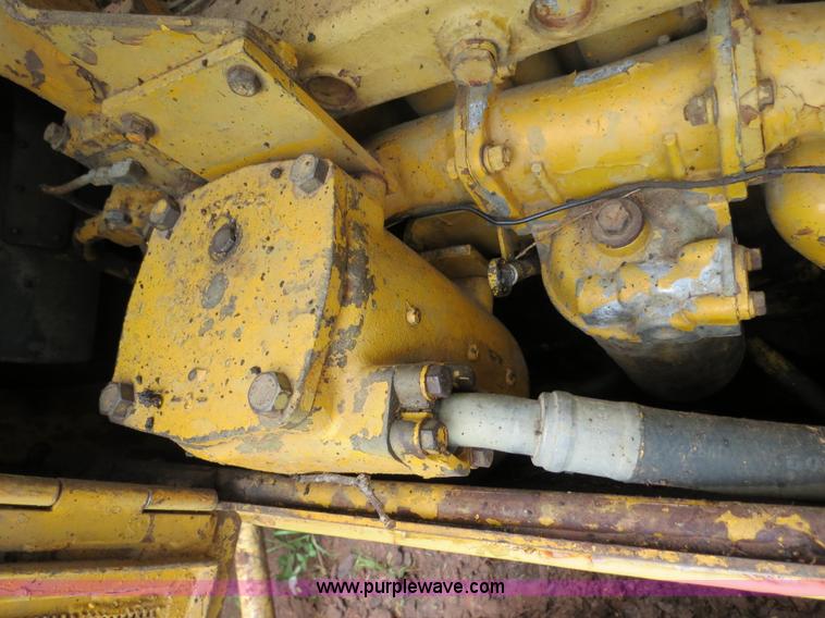 image for item B4774 1970 Caterpillar D6C dozer