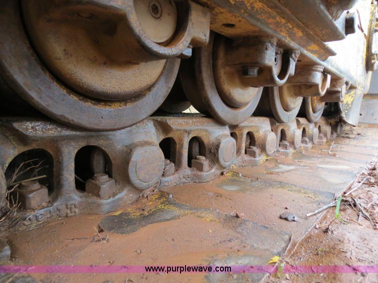 image for item B4774 1970 Caterpillar D6C dozer