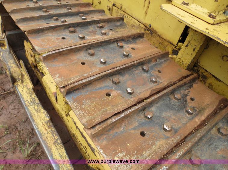 image for item B4774 1970 Caterpillar D6C dozer