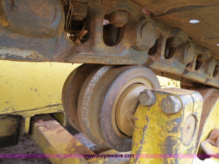 image for item B4774 1970 Caterpillar D6C dozer