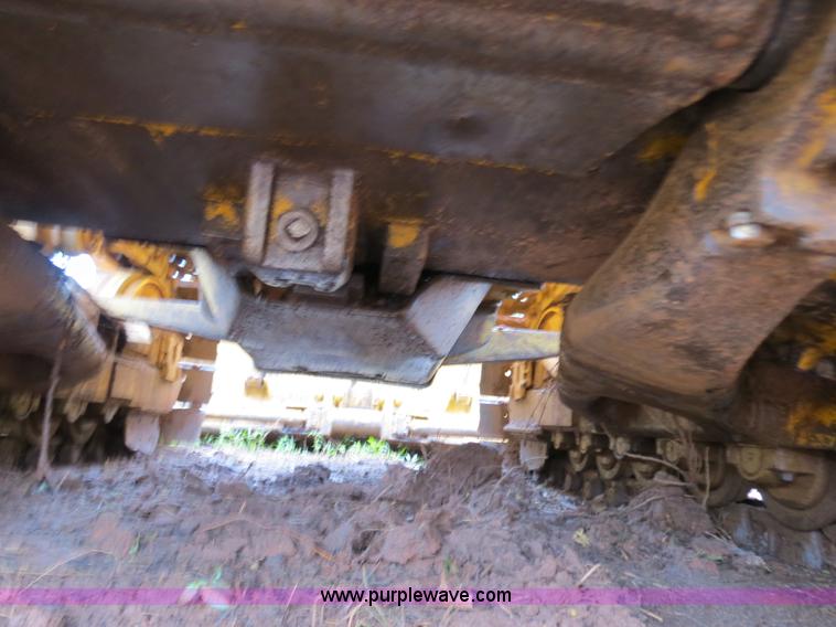 image for item B4774 1970 Caterpillar D6C dozer