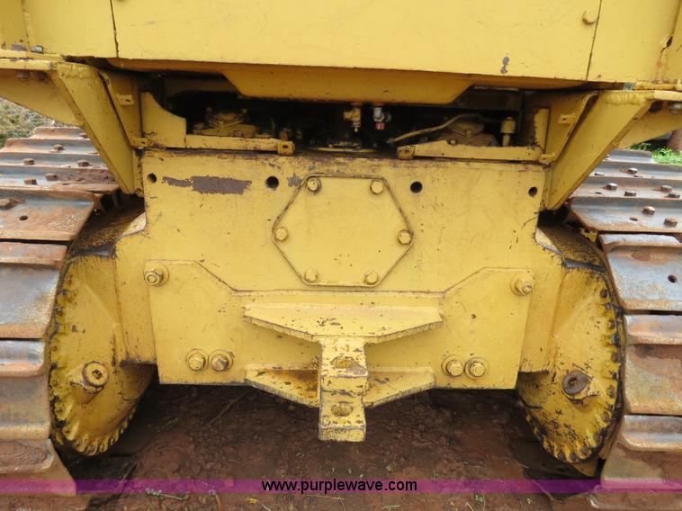 image for item B4774 1970 Caterpillar D6C dozer