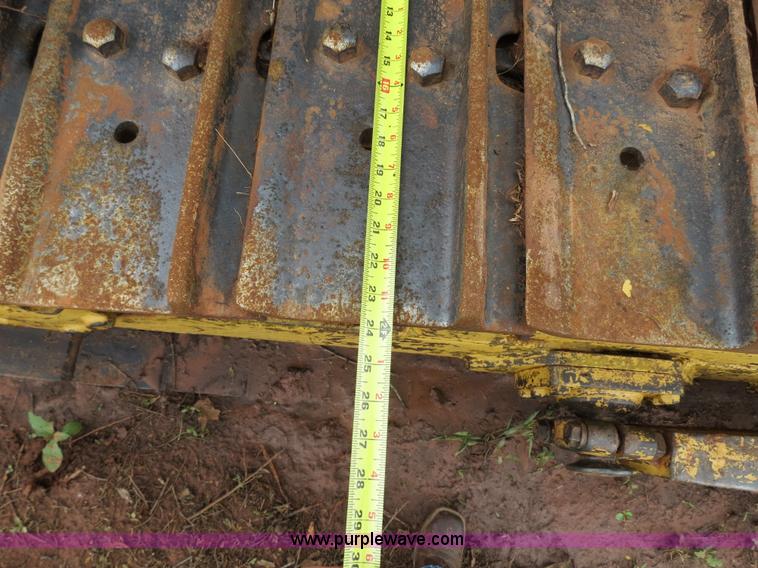 image for item B4774 1970 Caterpillar D6C dozer