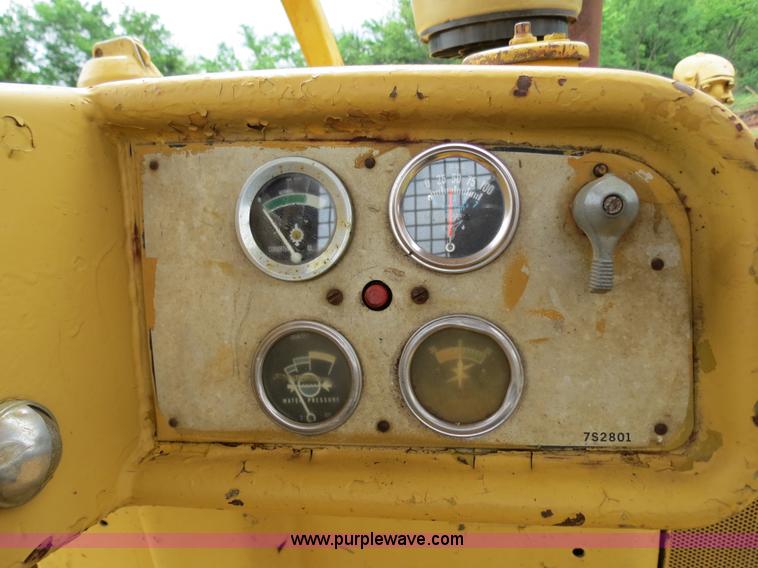 image for item B4774 1970 Caterpillar D6C dozer