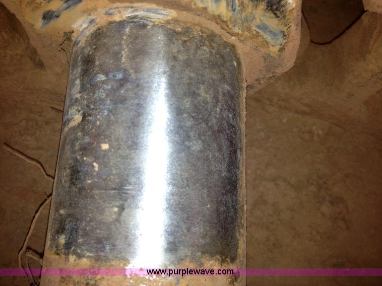 image for item B4774 1970 Caterpillar D6C dozer