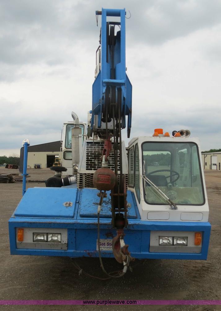 image for item B4783 1968 Bucyrus Erie 45C HydroCrane 30 ton hydraulic truck crane
