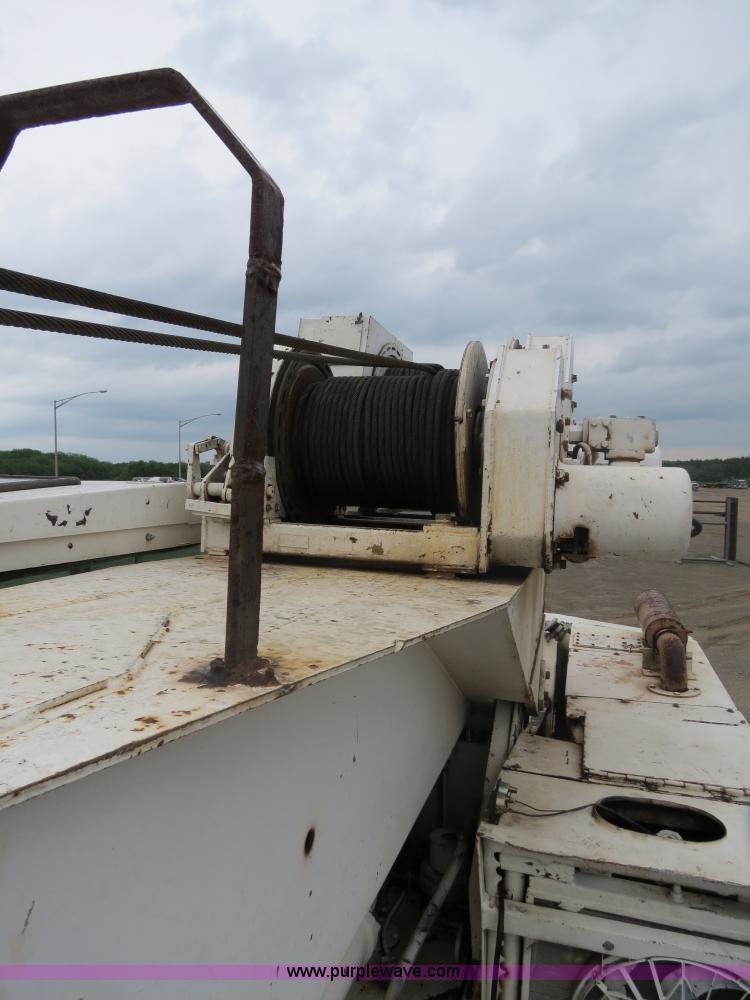 image for item B4783 1968 Bucyrus Erie 45C HydroCrane 30 ton hydraulic truck crane