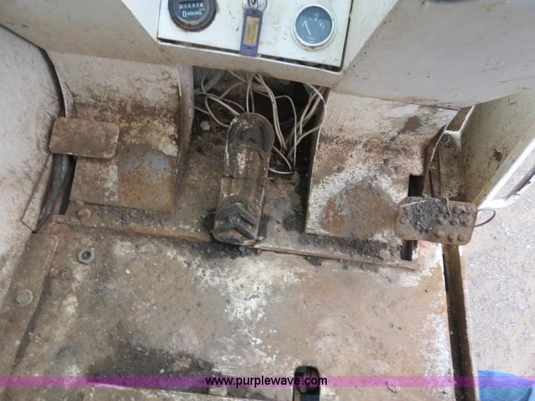 image for item B4783 1968 Bucyrus Erie 45C HydroCrane 30 ton hydraulic truck crane