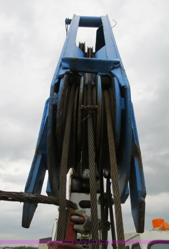 image for item B4783 1968 Bucyrus Erie 45C HydroCrane 30 ton hydraulic truck crane