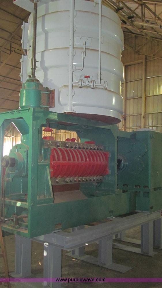 image for item C3571 Sunca ZX28 oil press