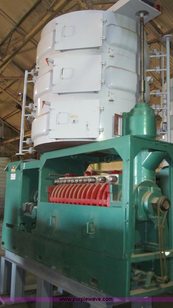 image for item C3571 Sunca ZX28 oil press