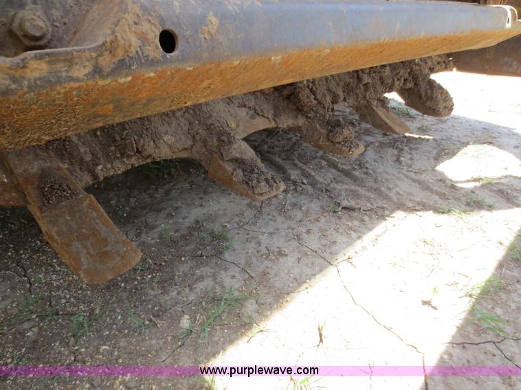 image for item D5995 1980 John Deere 762 paddle wheel scraper