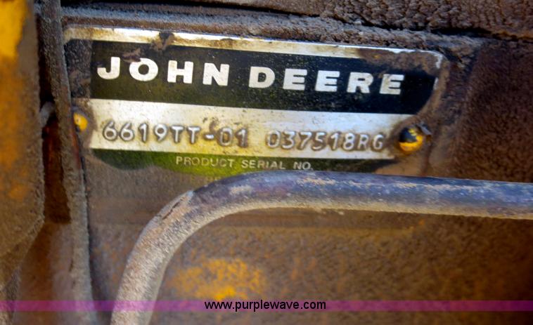 image for item D5995 1980 John Deere 762 paddle wheel scraper