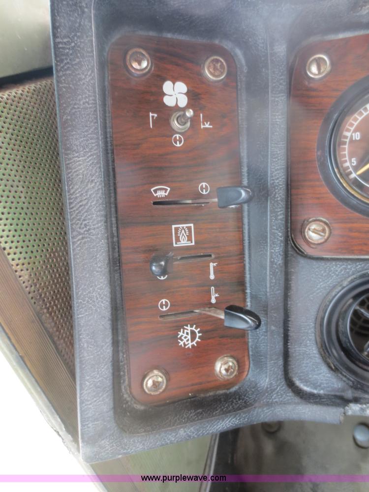 image for item D5997 1993 Terex 55 ton haul truck