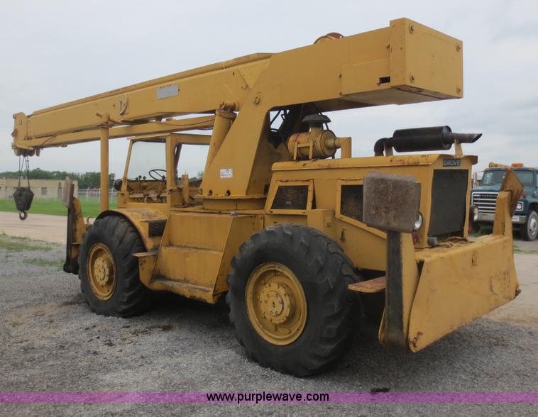 image for item D5999 1969 Grove RT58 hydraulic crane