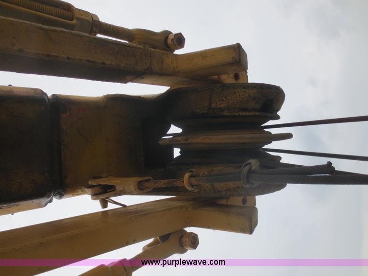 image for item D5999 1969 Grove RT58 hydraulic crane