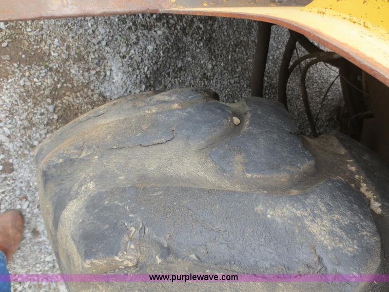 image for item D5999 1969 Grove RT58 hydraulic crane