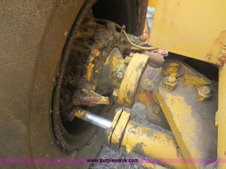 image for item D5999 1969 Grove RT58 hydraulic crane