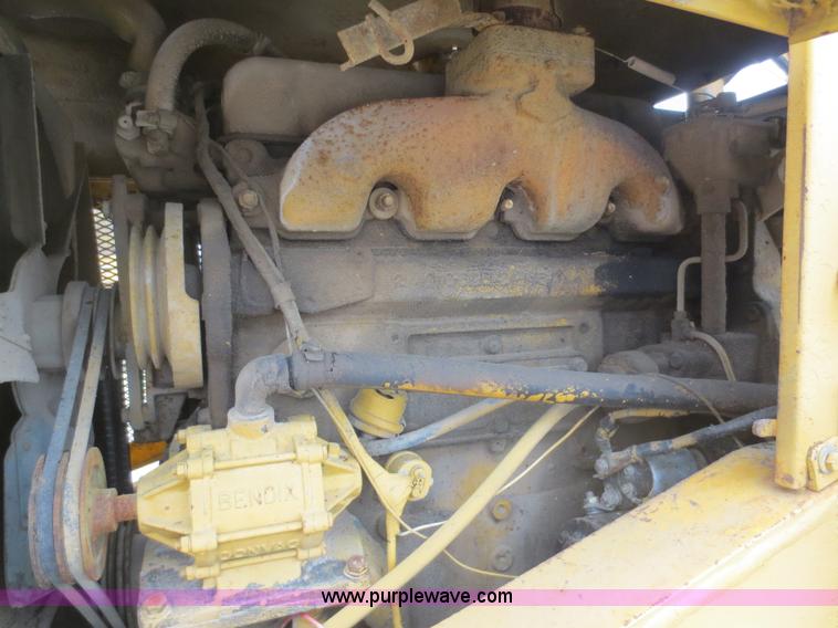 image for item D5999 1969 Grove RT58 hydraulic crane