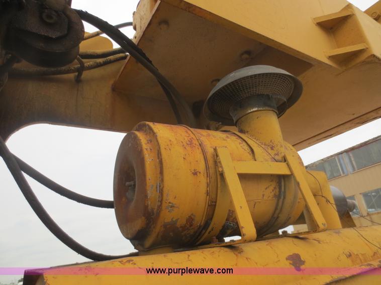 image for item D5999 1969 Grove RT58 hydraulic crane