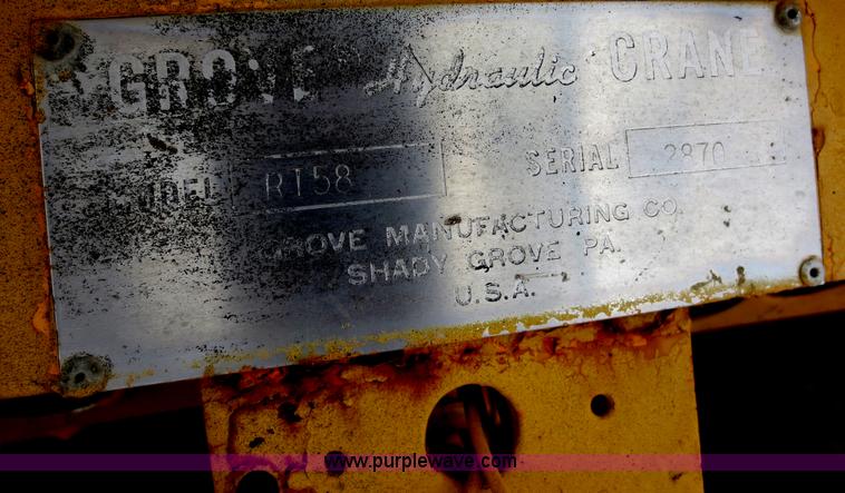 image for item D5999 1969 Grove RT58 hydraulic crane