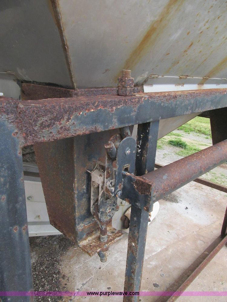 image for item E7538 Speed King stainless steel conveyor mixer and fertilizer hopper with scale