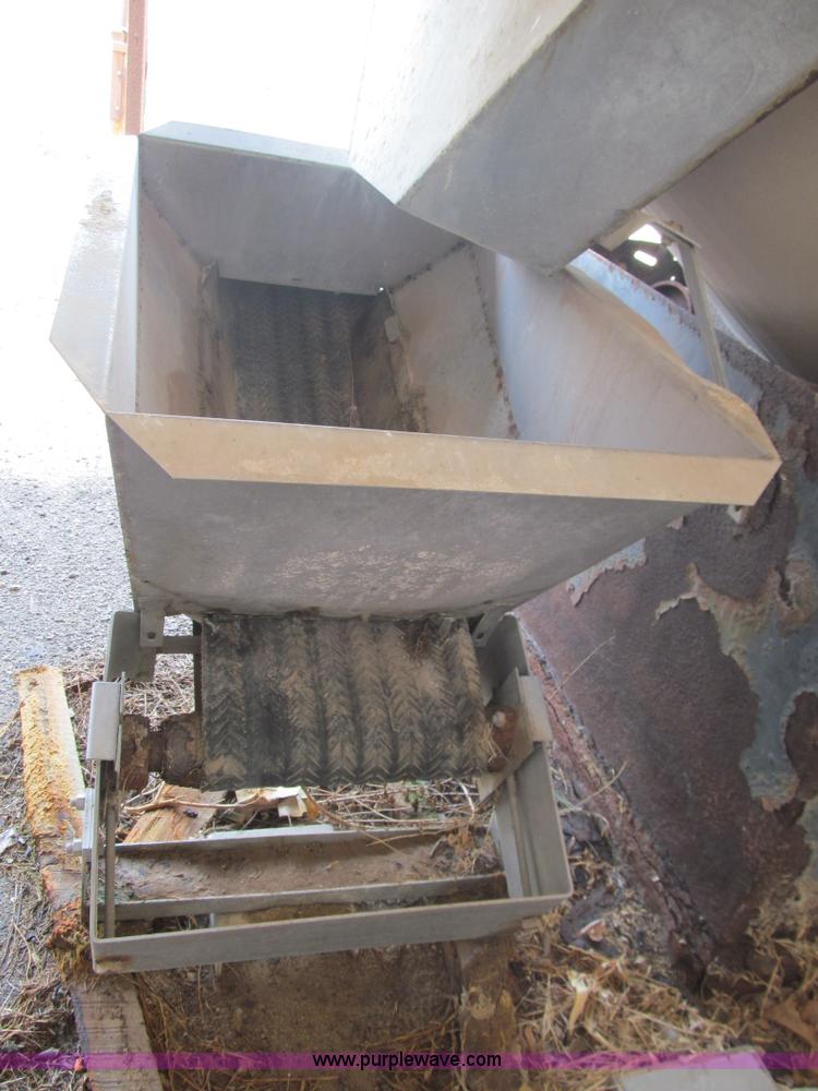 image for item E7538 Speed King stainless steel conveyor mixer and fertilizer hopper with scale