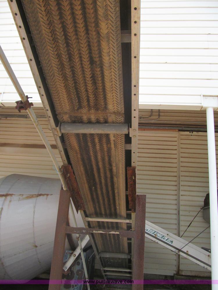 image for item E7538 Speed King stainless steel conveyor mixer and fertilizer hopper with scale