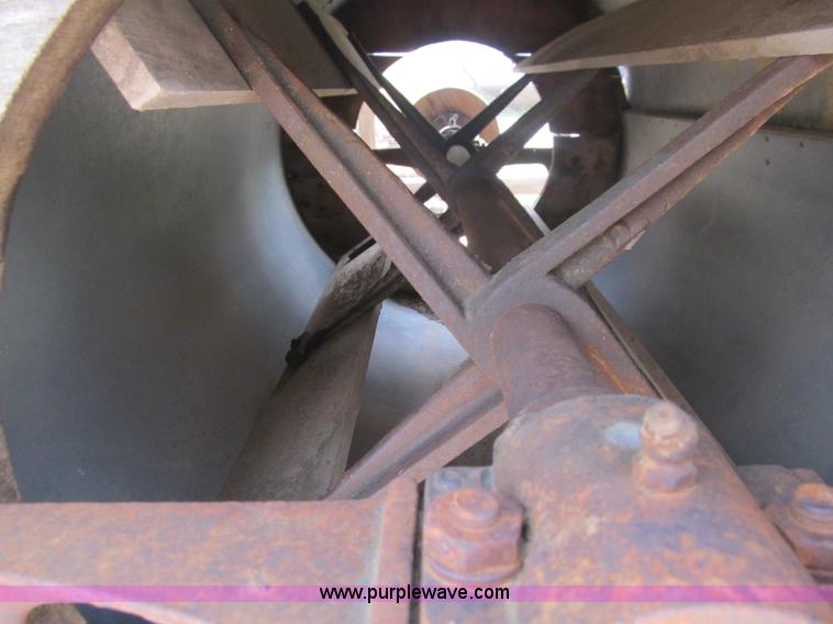 image for item F3199 Sidney Grain Machinery Co. grain cleaner