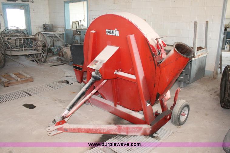 image for item G5523 Case IH 600 blower