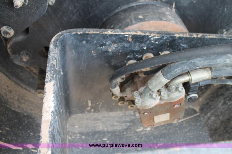 image for item G5733 JCB VM115 Vibromax roller