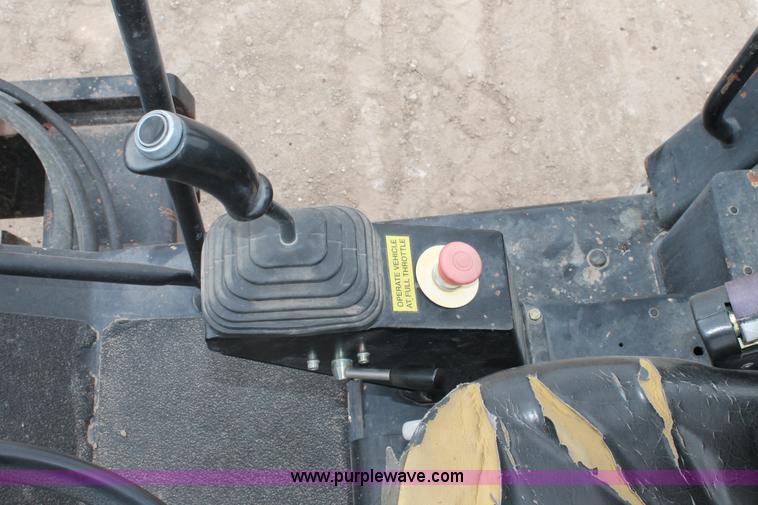 image for item G5733 JCB VM115 Vibromax roller