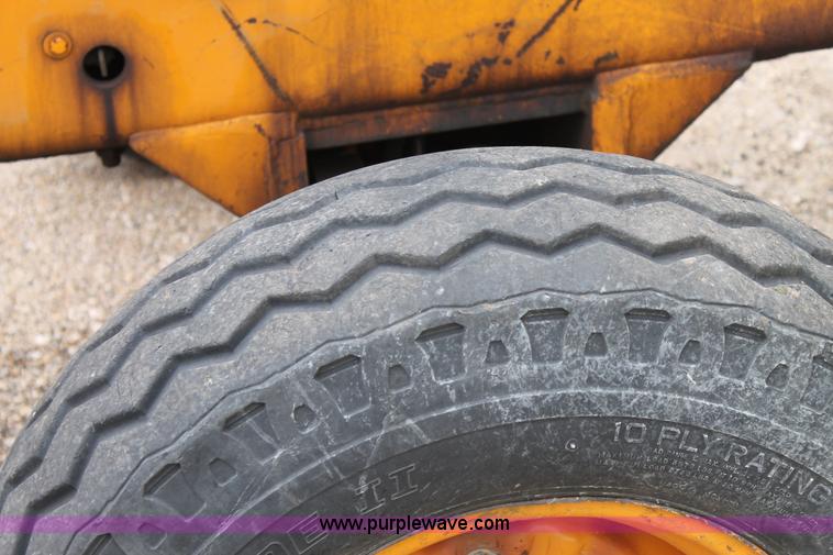 image for item G5736 1978 Case 680G backhoe