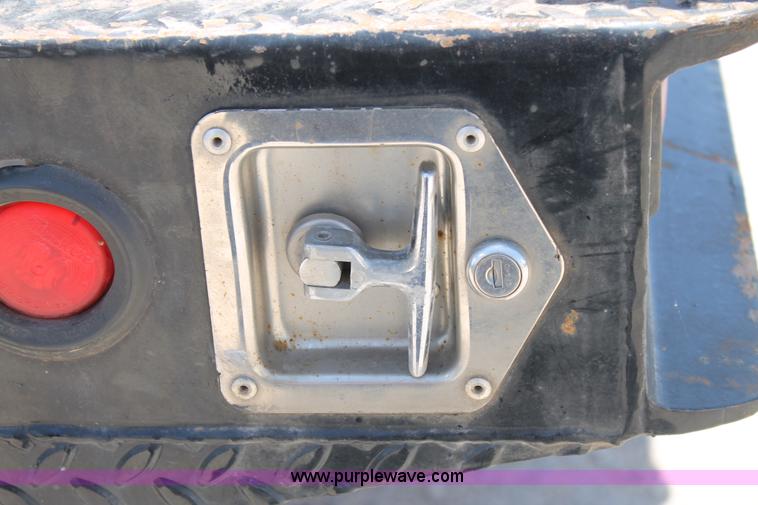 image for item G5737 2003 International DuraStar 4300 service truck