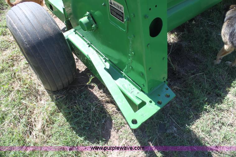 image for item H7483 John Deere 3960 silage cutter