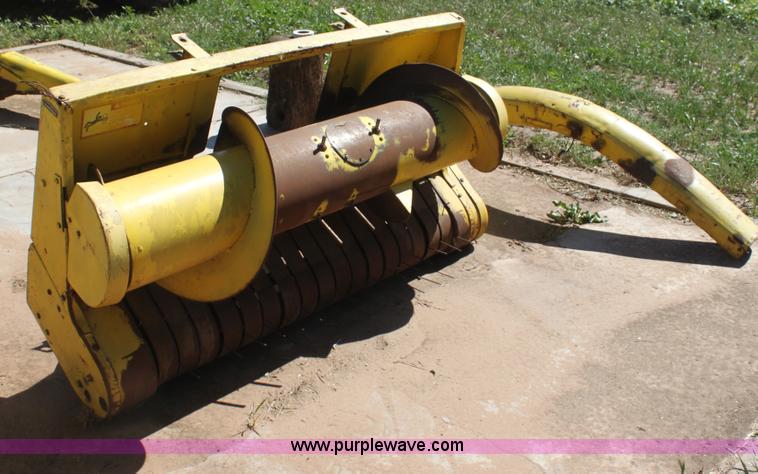 image for item H7483 John Deere 3960 silage cutter
