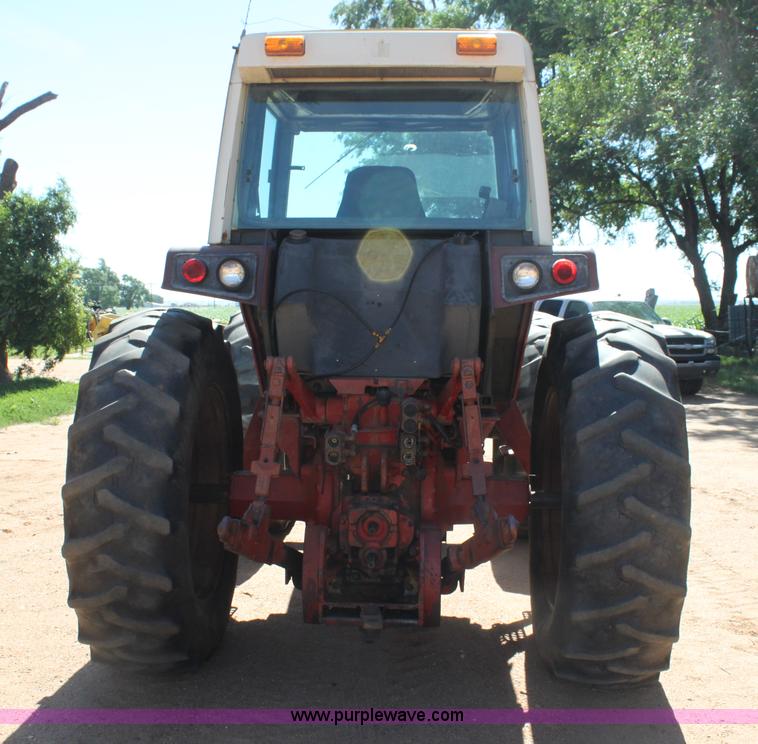 image for item H7484 1981 International 3388 2+2 4WD tractor