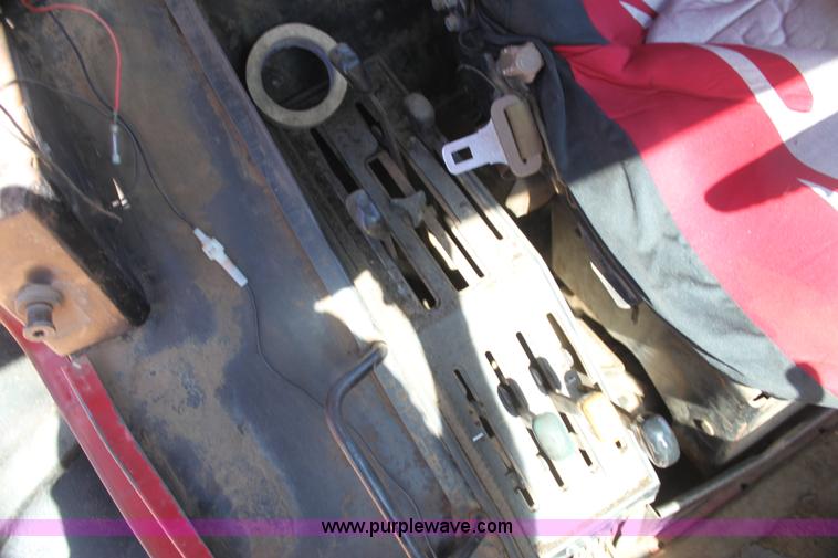 image for item H7484 1981 International 3388 2+2 4WD tractor